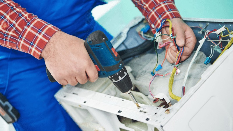 İstanbul Altus Altus çamaşır makinesi kart tamiri – Su almama arızası orijinal parça ile giderildi. - Teknik servis örneği